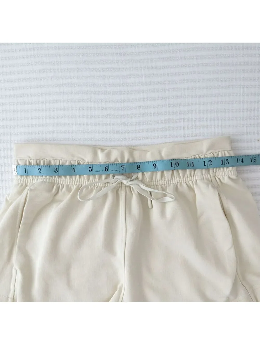 Lululemon Inner Glow High-Rise Short 3